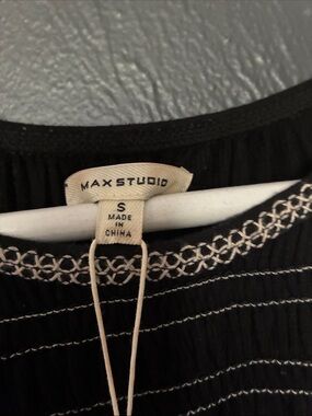 Max Studio Black Top with White Stitch Detailing